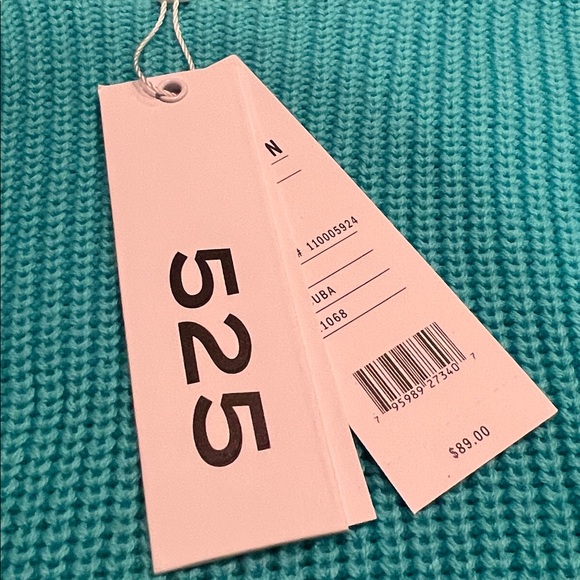 525 Sweater
Small
Light Blue - Picture 2 of 6